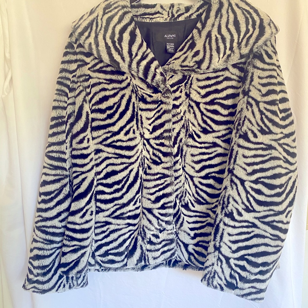 ALFANI faux fur coat.  Excellent condition